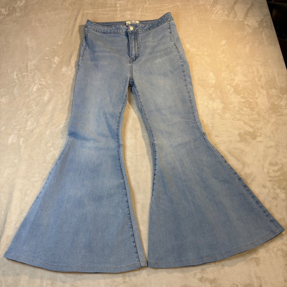 Free People We The Free Just Float On Flare Jeans Light Wash Blue Size 30
